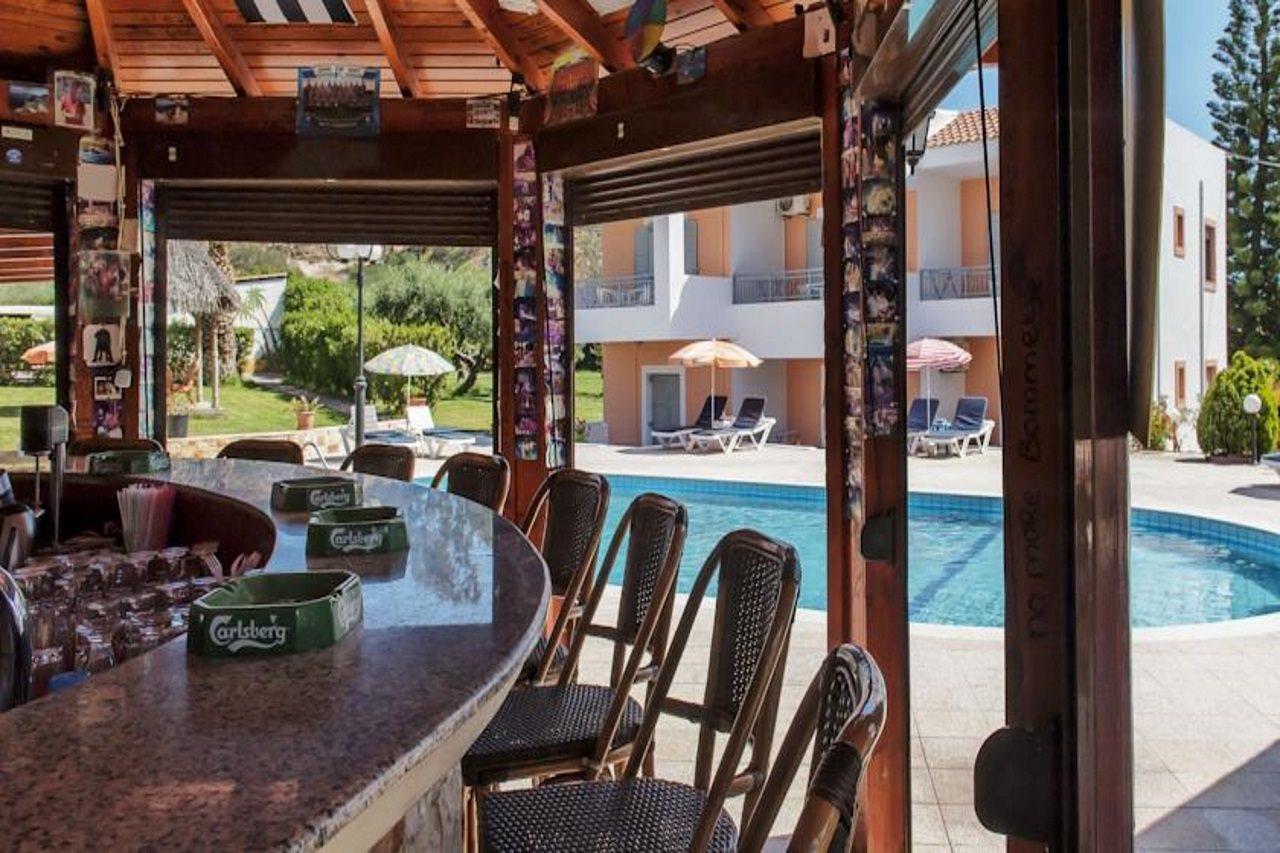 Ifigenia Apartments Херсониссос Экстерьер фото